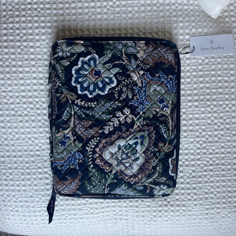 NWT Vera Bradley Tablet Tamer Organizer